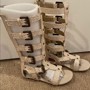 * Joyfolie Jayla in metallic T10 gladiators